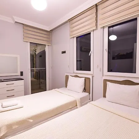 Moonlight Villa *