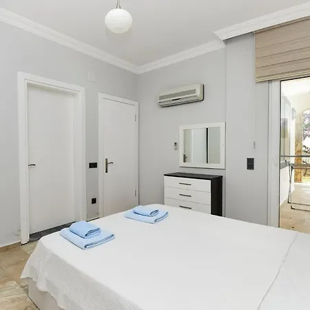 Moonlight فيلة *